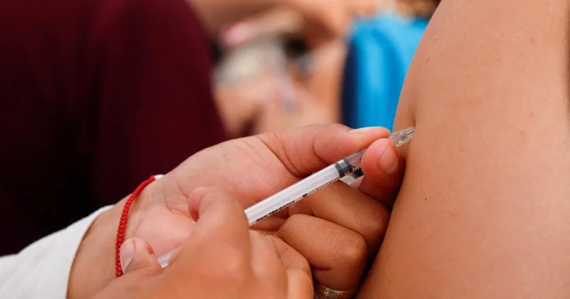 Dünyanın ilk kanser aşısı melanomun nüksetme veya ölüm riskini yüzde 42 azalttı
