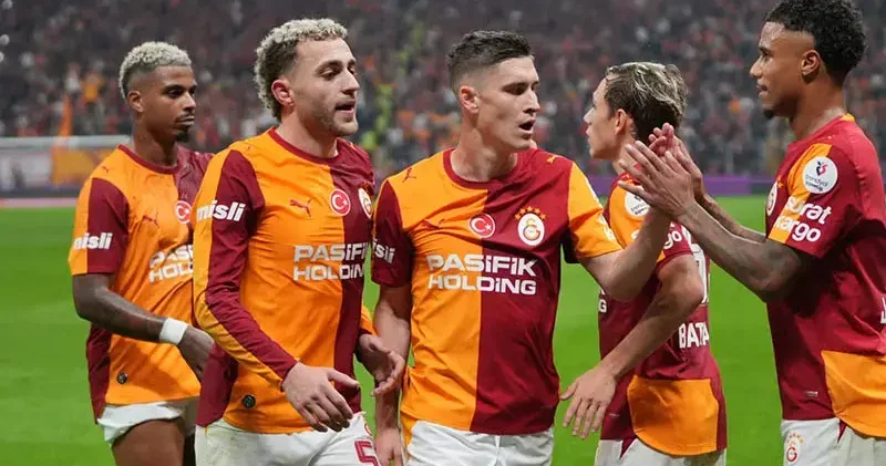 Dev derbide ilk yarı tamamlandı