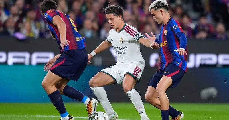Barcelona’yı Mourinho durdurdu! Arda Güler ve arkadaşları 9 maçlık seriyi Camp Nou da bitirdi Sözcü Gazetesi