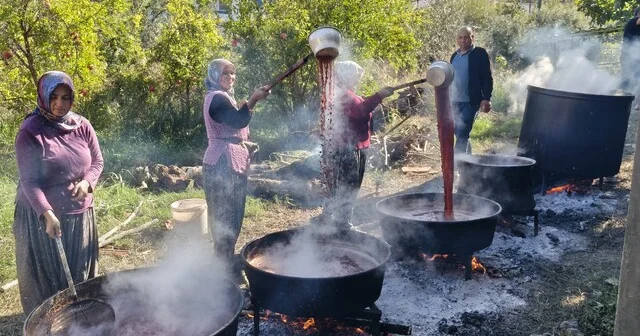 Mersin de kazanlar kuruldu, Yörüklerin nar ekşisi mesaisi başladı Mersin Haber Habertürk Yerel Haberler