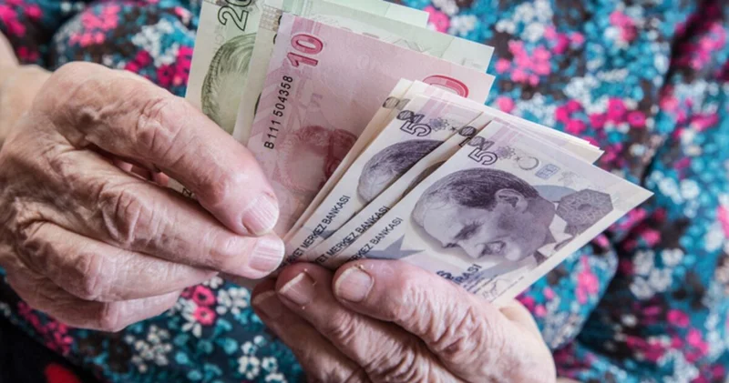 Kademeli emeklilik çıkacak mı, ne zaman yürürlüğe girecek? 2026 Kademeli emeklilik 1999 sonrası sigortalıları kapsayacak mı, şartları neler?