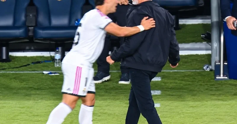 Arda Güler den Mourinho ya olay müdahale! Yere düşüyordu