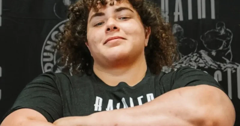 Dünyanın en güçlü kadını kadın değilmiş!