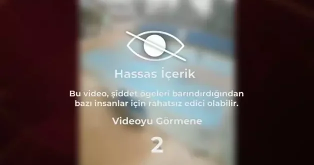 Hindistan da akılalmaz olay! Smaç basarken hayatını kaybetti