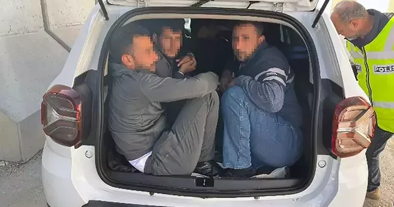 Hatay da 12 düzensiz göçmen yakalandı; 3 organizatör tutuklandı