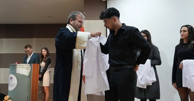 KBÜ de tıp fakültesi öğrencileri beyaz önlük heyecanı yaşadı Karabük Haberleri