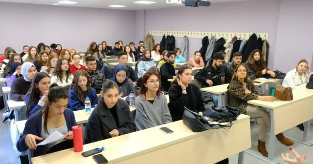 SBF de Yerel Yönetimlerde Sosyal Hizmet semineri düzenlendi Eskişehir Haberleri