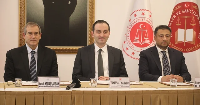 Antalya da denetimli serbestlik kapsamındaki hükümlülerin istihdamı için işbirliği protokolü imzalandı Antalya Haberleri