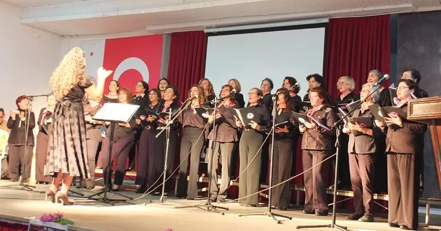 Balıkesir de çok sesli kadın korosundan farkındalık konseri Balıkesir Haberleri