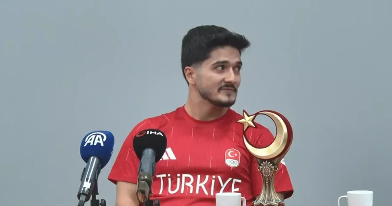 Halterci Muhammed: Şarkı söyleyerek rakiplerimi şaşırtıyorum