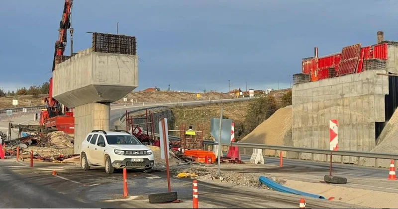 Uşak ta iş cinayeti: Üst geçitten düşen işçi yaşamını yitirdi