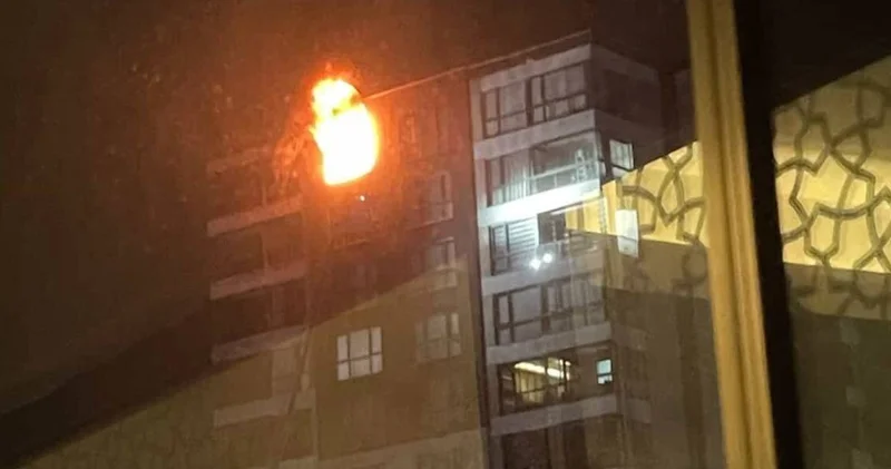 Ankara da yangın faciası: Evde yalnız yaşayan sağlık personeli hayatını kaybetti