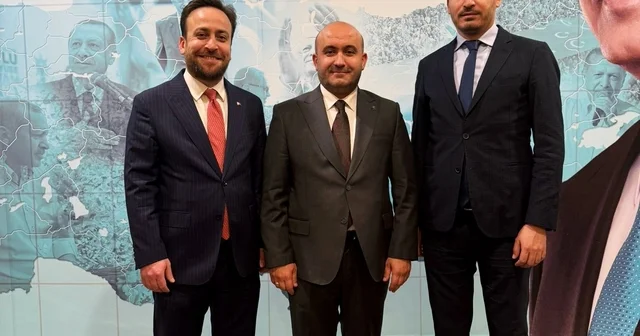 Eskişehir de AK Parti nin merkez ilçe başkanları belli oldu AK Parti İl Başkanı Albayrak: Değerli başkanlarımıza görevlerinde başarılar diliyorum Eskişehir Haberleri