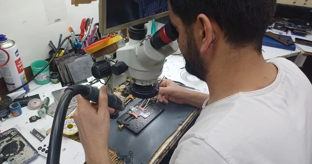 Yenilenmiş telefon sahte çıkabilir Telefoncu Murat Güzer: Yenilenmiş telefon toplama telefondur Kayseri Haberleri