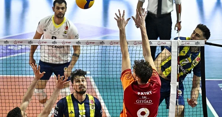 Efeler derbisi Galatasaray ın!