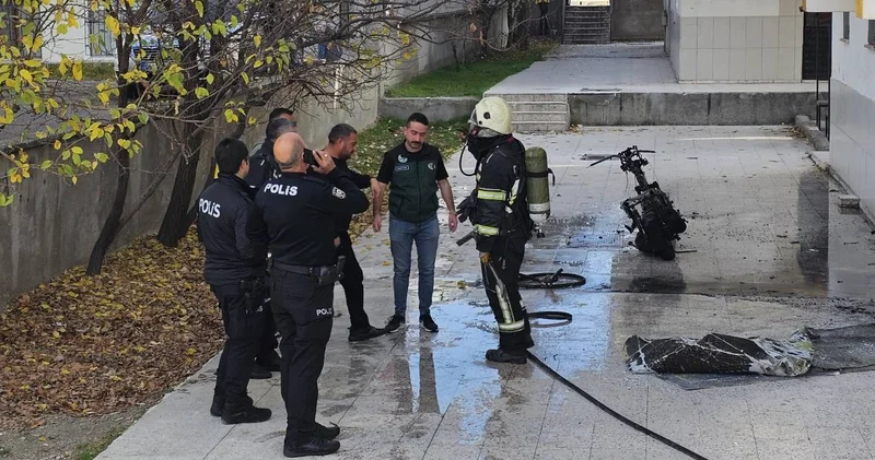 Motosiklet alev aldı: 7 si çocuk 9 kişi hastanelik oldu