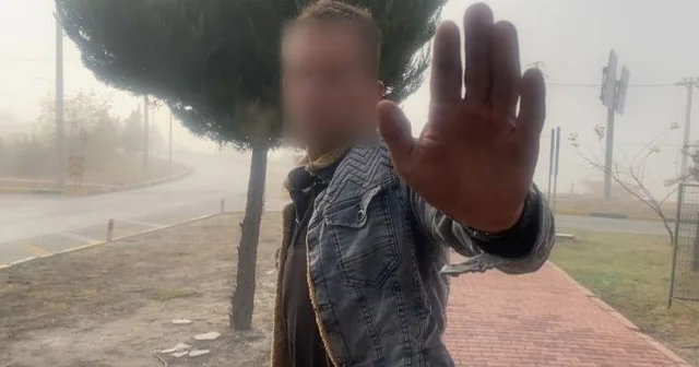 Ters şeritten giderken otomobile çarpıp kaçan sürücü, yakalanınca gazetecilere sitem etti Burdur Haberleri