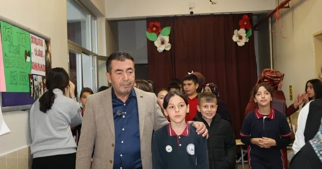 Bünyan da Gazze ve Doğu Türkistan için düzenlenen hayır panayırına yoğun ilgi Kayseri Haberleri