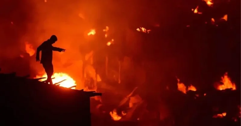 Dakka da yangın: 1500 ev kül oldu