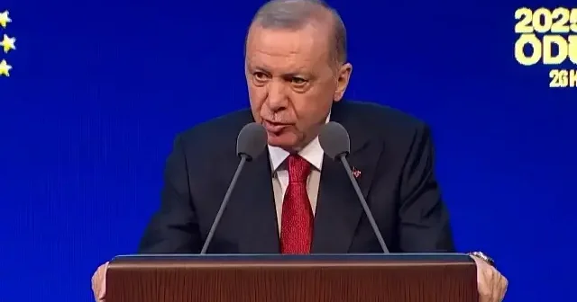 Cumhurbaşkanı Erdoğan: İnsan sağlığı bir pazar matahı olarak görülemez VİDEO İZLE