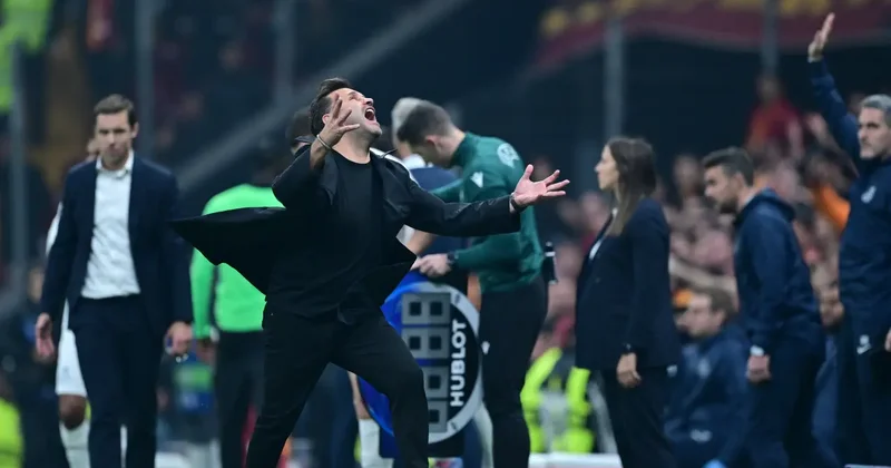 Hakemlik konu var diyen Okan Buruk yapılan hatayı açıkladı!