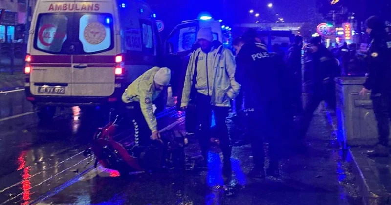 Kırmızı ışıkta çarptığı motosikletin sürücüsü öldü: O anlar kamerada!