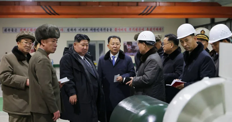 Kuzey Kore lideri silah fabrikasını ziyaret etti: Silah üretimini artırın Dış Haberler