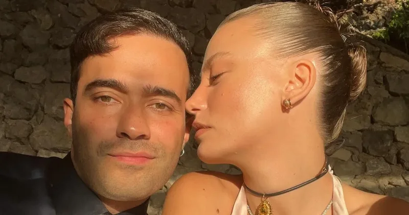 Serenay Sarıkaya dan Hep yanındayım mesajı