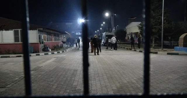 11.Yargı Paketi nin Resmi Gazete de yayımlanmasının ardından Kilis te tahliyeler başladı Kilis Haberleri