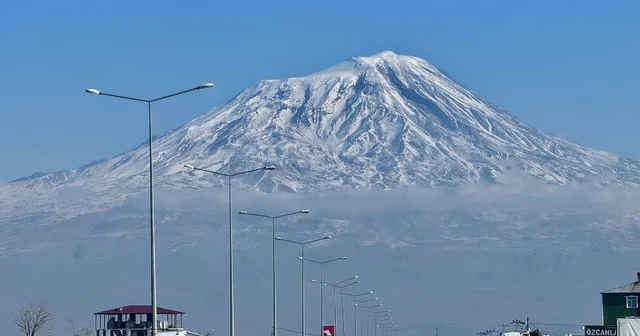 Ağrı Dağı ihtişamıyla göz kamaştırıyor Ağrı Haberleri