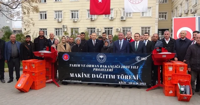 Kilis te üreticilere hibe destekli tarım ve hayvancılık ekipmanları dağıtıldı Kilis Haberleri