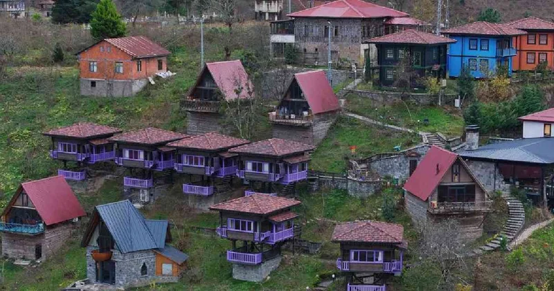 Türkiye nin en gözde yeri oldu: Turistler hücum etti yer bulan şanslı!