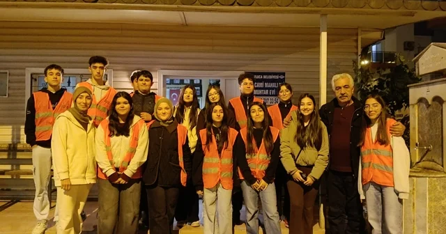 Kumluca da lise öğrencileri 10 yıldır yardımlaşma duygusunu canlı tutuyor Antalya Haberleri