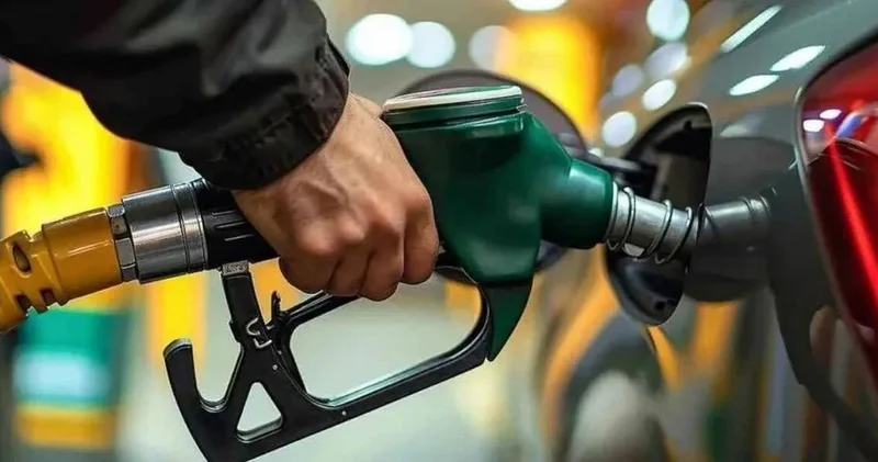 Benzine ne kadara zam gelecek? Vergi uzmanı Ozan Bingöl açıkladı
