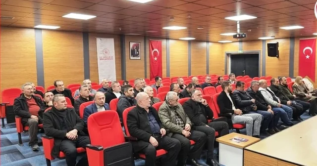 Emet ve Hisarcık ta muhtarlara Aile Yılı konulu eğitim verildi Kütahya Haberleri
