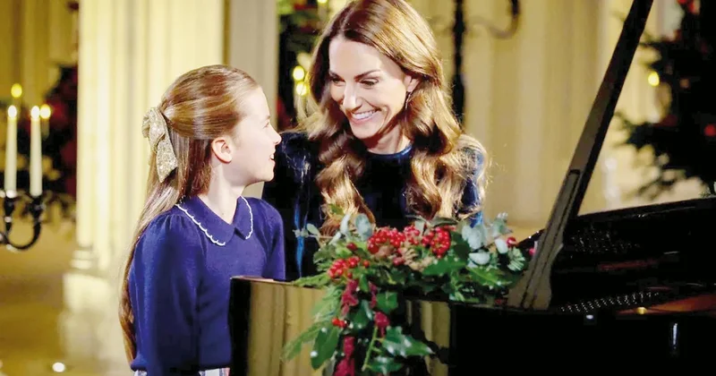 Anne kız piyano başında