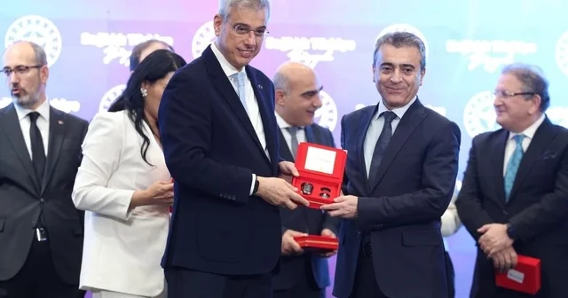 Erzurum a gelecek ambulansları teslim alındı Erzurum Haberleri