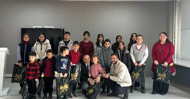 Muradiye de 2. kitap okuma yarışması ödül töreni düzenlendi Van Haberleri