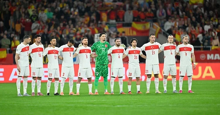 Beşiktaş iki yıldızla anlaşma sağladı! Biri A Milli Takım, diğer Chelsea den