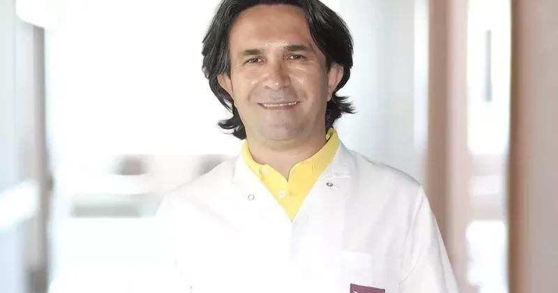 ‘Reflü şikayetleri mide fıtığının habercisi olabilir’