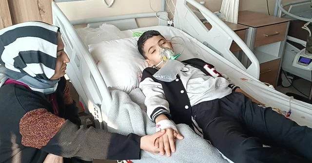 Batman da 13 yaşındaki çocuk 52 gündür öksürük nöbeti yaşıyor Batman Haberleri