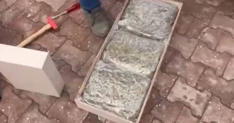 Zehir tacirlerine operasyon! Bagajdan kilolarca uyuşturucu çıktı