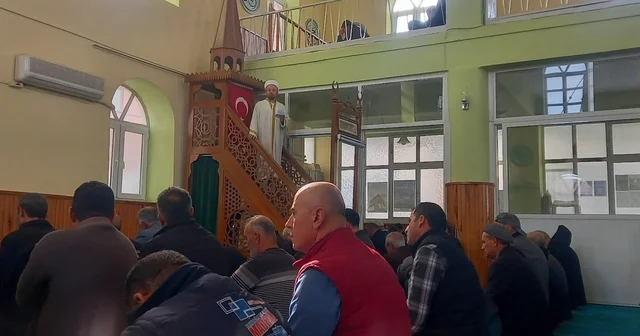 Cuma hutbesinde yeni yıl ve kimlik vurgusu yapıldı Aydın Haberleri