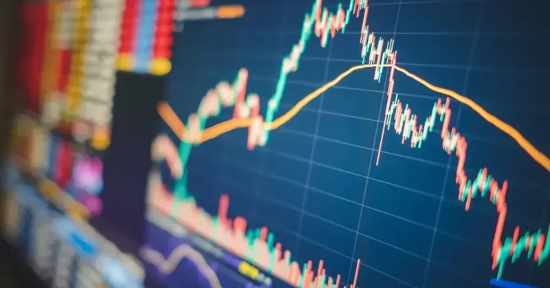 Piyasanın dengesiyle oynamaya çalıştılar! SPK dan tarihi ceza! 20 kişiye 2 milyar lira!