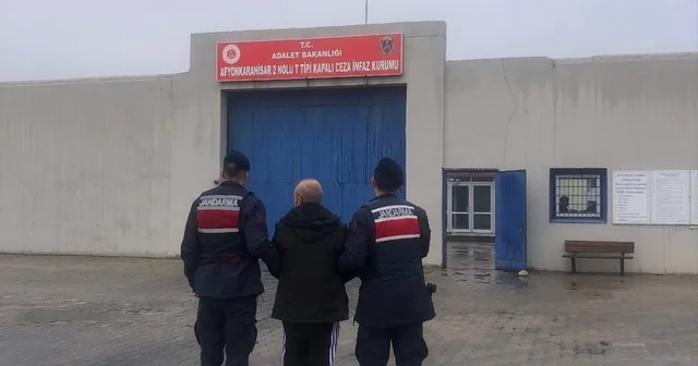 Hapis cezasıyla aranan şahsı jandarma yakaladı Afyonkarahisar Haberleri