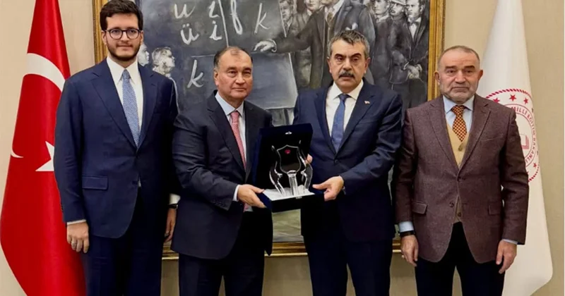 Sabri Ülker Vakfı ndan Bakan Tekin e teşekkür