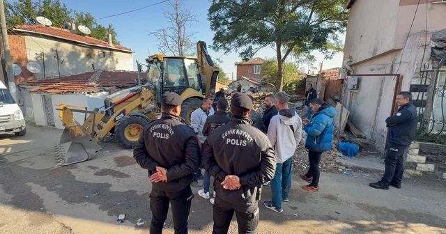 Narkotik olayları ile anılan Kore Mahallesi nde yıkılan bina sayısı 110 a ulaştı Tekirdağ Haberleri