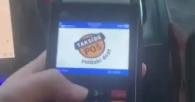 Yolcu ile taksicinin sen ödeyeceksin kavgası kamerada: Hizmet bedeli tartışması oluşturdu VİDEO İZLE