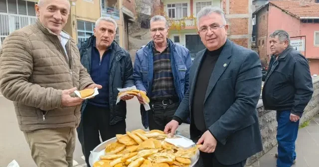 Çorum da üç asırlık gelenek: Üç ayların gelişi İlk Namaz Çöreği ile kutlanıyor VİDEO İZLE