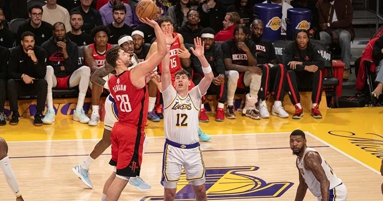 Rockets, Lakers deplasmanında farklı kazandı!